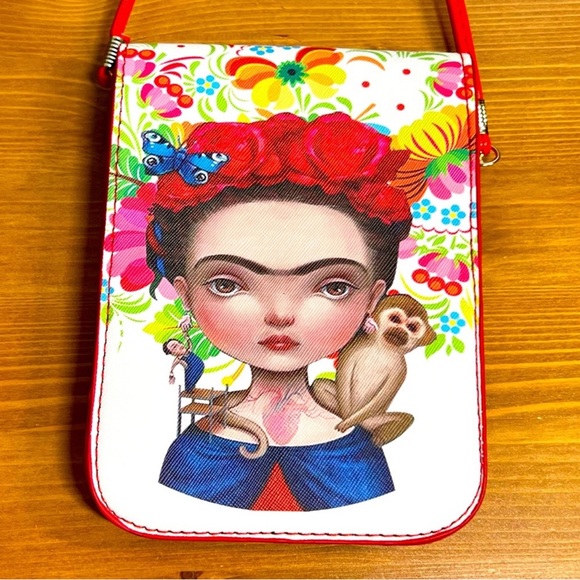 Frida Kahlo Crossbody Mini Bag NWOT - Picture 1 of 8